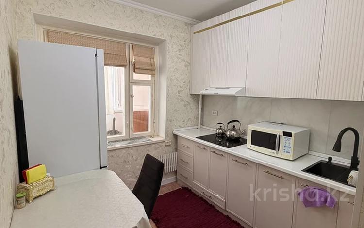 1-бөлмелі пәтер · 32 м² · 8/10 қабат, 12-ш/а. 34, бағасы: 7.8 млн ₸ в Актау, 12-й мкр — фото 2