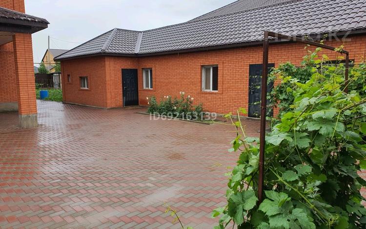 Отдельный дом · 3 комнаты · 75 м², Саздинское лесничество 119 за 120 000 〒 в Актобе — фото 2