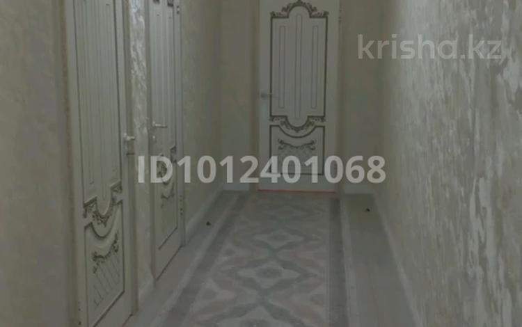 3-комнатная квартира · 84 м² · 9/10 этаж, 17-й мкр, 17-ш/а. 99 за 30 млн ₸ в Актау — фото 2