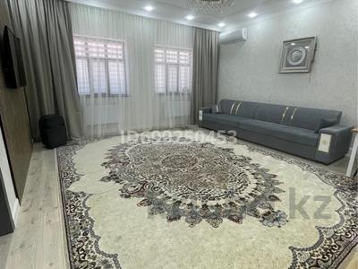 Отдельный дом · 5 комнат · 240 м² · 7 сот., Самал за 99 млн ₸ в Актау, мкр Приморский