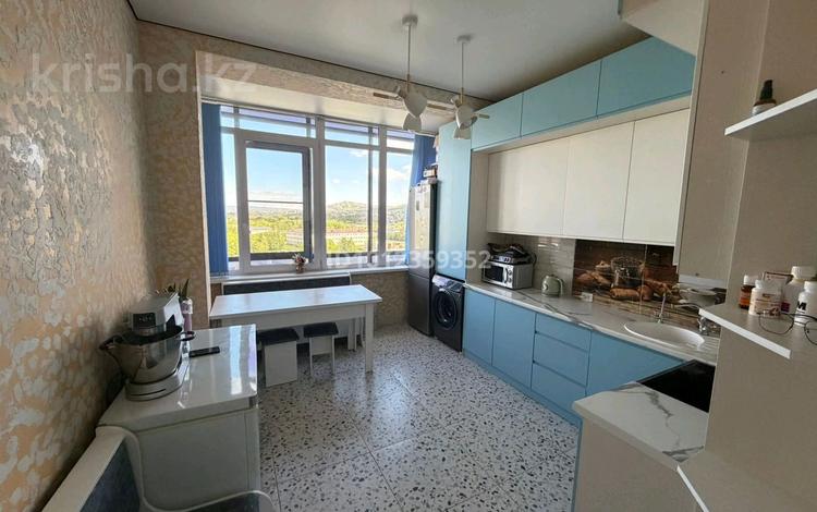 2-бөлмелі пәтер · 65 м² · 8/9 қабат, ул. Кокжал Барака 19/1, бағасы: 400 000 ₸ в Усть-Каменогорске, Ульбинский — фото 2