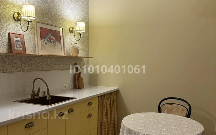 1-комнатная квартира · 30 м², мкр Центральный, Достык 1 — Драмтеатр, Рахат за 230 000 〒 в Атырау — фото 2