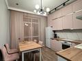 2-бөлмелі пәтер · 60 м² · 8/9 қабат, Шәмші Қалдаяқов 40, бағасы: 43 млн ₸ в Астане, Сарайшык р-н — фото 3