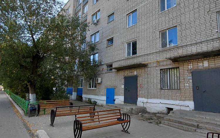 2-бөлмелі пәтер · 50 м² · 5/6 қабат, Московская 16, бағасы: 13.2 млн ₸ в Актобе, мкр Москва — фото 2