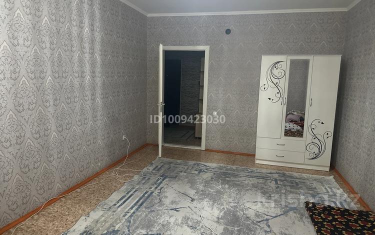 2-комнатная квартира · 64 м² · 3/9 этаж, мкр Нурсат 2 135А за 150 000 ₸ в Шымкенте, Каратауский р-н — фото 9