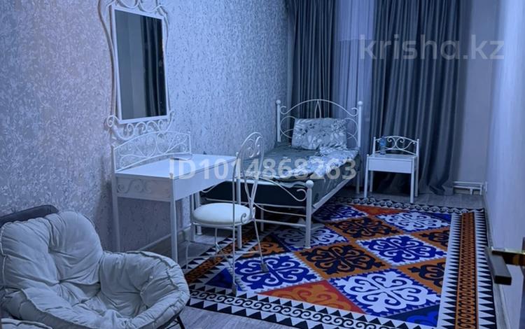 2-бөлмелі пәтер · 60 м² · 4/4 қабат, Түрксіб ш/а., Байзак батыра 180, бағасы: 150 000 ₸ в Таразе, мкр Турксиб — фото 2