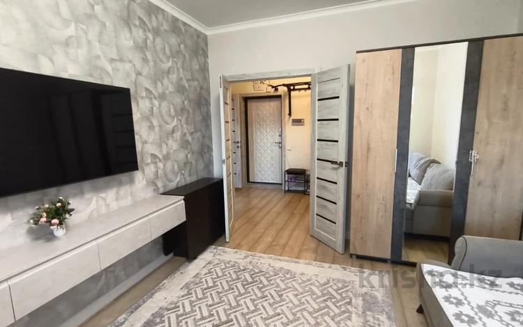 2-комнатная квартира · 59.8 м² · 8/9 этаж, мкр Юго-Восток за 29 млн ₸ в Караганде, Казыбек би р-н — фото 4