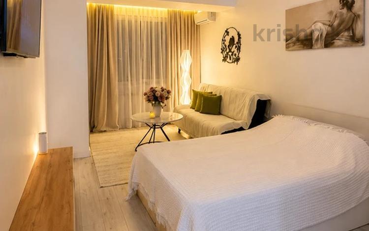 1-комнатная квартира · 40 м² · 8/12 этаж, Шевченко 85 — Сейфуллина за 4 000 ₸ в Алматы, Алмалинский р-н — фото 2