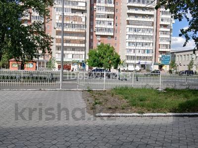 3-комнатная квартира · 66 м² · 7/14 этаж, Проспект Ауэзова 3 — Напротив Топографического колледжа. за 25 млн 〒 в Семее