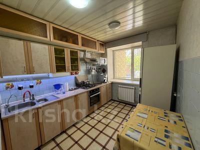 4-бөлмелі пәтер · 77 м² · 1/9 қабат, Юго-Восток ш/а., Республики 4, бағасы: 25 млн ₸ в Караганде, Казыбек би р-н