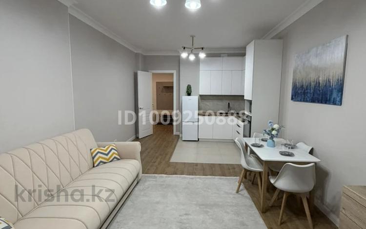 2-бөлмелі пәтер · 65 м² · 14/17 қабат, Абая 165 — Тургут Озала, бағасы: 23 000 ₸ в Алматы, Алмалинский р-н — фото 2