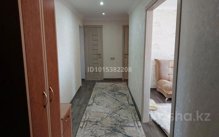 3-комнатная квартира · 70 м² · 5/9 этаж, проспект Абая 164 — Аль-Фараби, ЦУМ, Март, центр за 270 000 ₸ в Костанае — фото 2