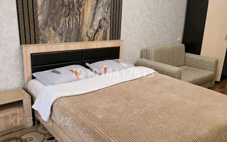 1-комнатная квартира · 35 м² · 2/5 этаж, Мухита 134 за 2 500 ₸ в Уральске, мкр Школьник — фото 2