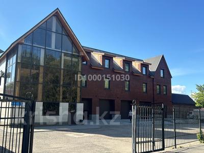 Офисы, магазины и бутики, азс, автосервисы и автомойки · 1000 м² за 550 млн 〒 в Усть-Каменогорске, Ульбинский