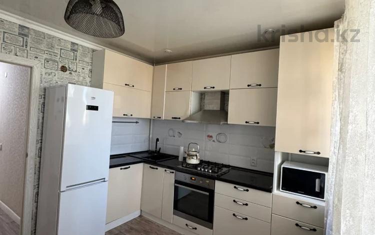 1-комнатная квартира · 45 м² · 3/5 этаж, Алтын ОРда за 17 млн 〒 в Актобе — фото 2