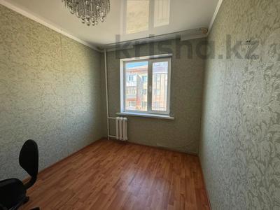 4-комнатная квартира, 65 м², 4/5 этаж, Дюсенова 14 за 16.5 млн 〒 в Павлодаре