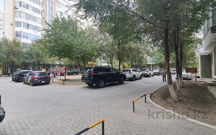 3-бөлмелі пәтер · 85.3 м² · 5/6 қабат, Крупская 24А, бағасы: 31 млн ₸ в Атырау — фото 20