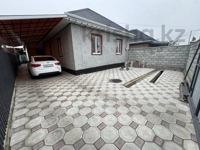 Жеке үй · 4 бөлме · 95 м² · 6 жүзд., Жаксыгелдинова 75, бағасы: 24 млн ₸ в Талдыкоргане, мкр Жастар