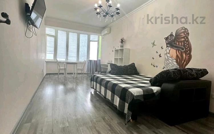 1-комнатная квартира · 50 м² · 5/5 этаж, 3-й мкр 18 за 125 000 ₸ в Актау — фото 2