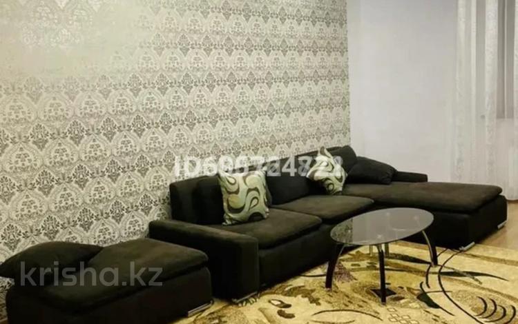 2-бөлмелі пәтер · 80 м² · 3/9 қабат, Валиханова 21, бағасы: 39 млн ₸ в Атырау — фото 2