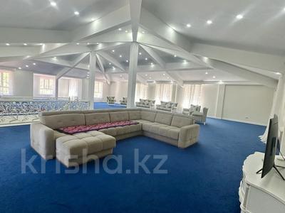 Отдельный дом · 8 комнат · 730 м² · , Керей Жанибек Хандар 197 за 750 млн ₸ в Алматы, Медеуский р-н