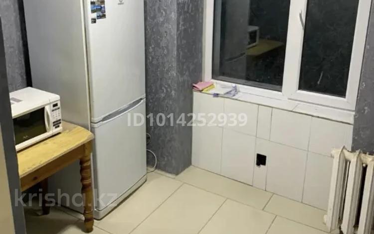 2-бөлмелі пәтер · 47.7 м² · 3 қабат, Бауржан Момышулы 34, бағасы: 9.5 млн ₸ в Экибастузе — фото 2