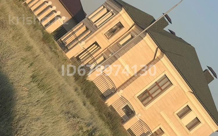 Отдельный дом · 13 комнат · 600 м² · 10 сот., Уркер 16 за 228 млн ₸ в Астане, Есильский р-н — фото 16