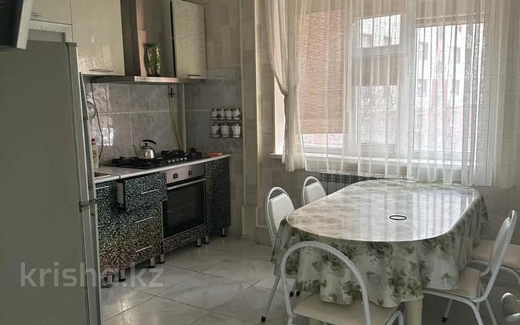 4-комнатная квартира · 110 м² · 3/6 этаж, 31А мкр 16 за 25 млн ₸ в Актау — фото 2