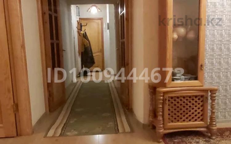3-бөлмелі пәтер · 68 м² · 4/5 қабат, 4 микрарыйон 16, бағасы: 27 млн ₸ в Конаеве — фото 2