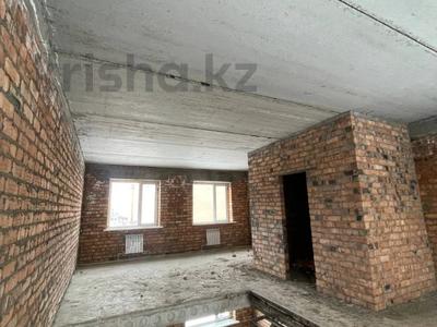 3-комнатная квартира, 97.27 м², 1 этаж, Красина за 35 млн 〒 в Усть-Каменогорске