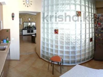 3-бөлмелі пәтер · 111.2 м² · 6/13 қабат, Тараса Шевченко 8, бағасы: 50 млн ₸ в Астане, Сарыарка р-н