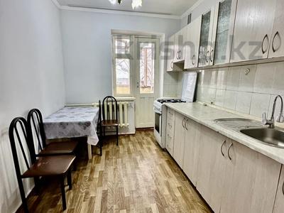 2-комнатная квартира · 54 м² · 3/3 этаж, Жандосова за 32 млн ₸ в Алматы, Ауэзовский р-н