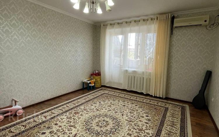3-бөлмелі пәтер · 70 м² · 3/5 қабат, Сатпаева 25, бағасы: 27 млн ₸ в Атырау — фото 2