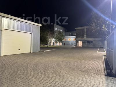 Отдельный дом · 15 комнат · 550 м² · 15 сот., Сергея Лазо 20/1 — Проспект Мира за 160 млн 〒 в Темиртау