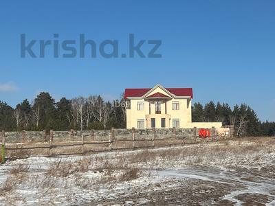 Отдельный дом · 10 комнат · 196 м² · 25 сот., Достык за 99 млн 〒 в Акколе