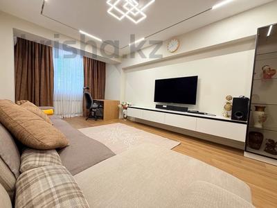 3-комнатная квартира · 75 м² · 2/5 этаж, мкр Самал-2 2А — Достык за 600 000 〒 в Алматы, Медеуский р-н