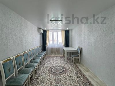 3-комнатная квартира · 99.4 м² · 9/9 этаж, мкр 12 за 23.5 млн 〒 в Актобе