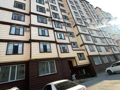 3-бөлмелі пәтер, 100 м², 8/9 қабат, 16-й мкр 76, бағасы: 22 млн 〒 в Актау, 16-й мкр 