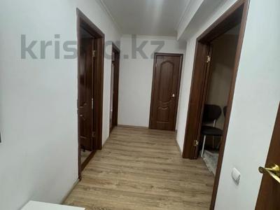 3-комнатная квартира · 59.8 м² · 2/5 этаж, мкр 8 за 21.5 млн ₸ в Актобе