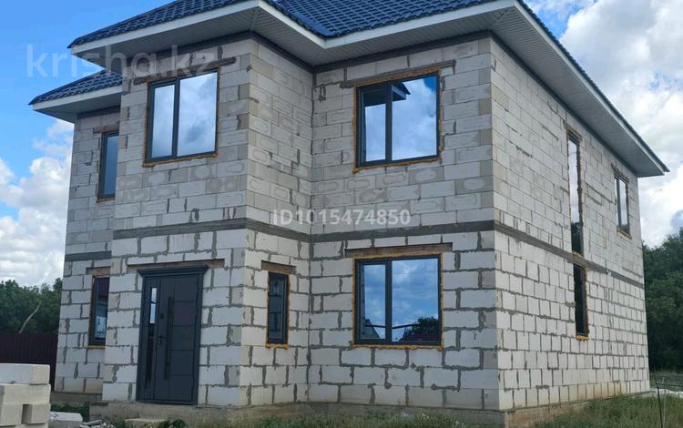 Часть дома · 6 комнат · 240 м² · 4 сот., Жубан Молдагалиева 16 за 25 млн ₸ в Уральске — фото 2