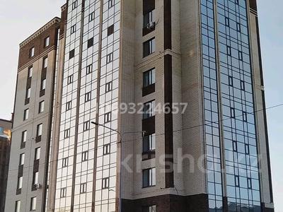 Пәтерлер в Акмолинской обл.: 2-бөлмелі пәтер · 76.4 м² · 4/9 қабат, Ауельбекова 45 — Сейфулина, бағасы: 40 млн 〒 2-бөлмелі пәтер · 76.4 м² · 4/9 қабат, Ауельбекова 45 — Сейфулина, бағасы: 40 млн 〒 в Кокшетау