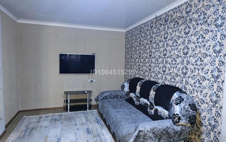 2-комнатная квартира · 44 м² · 1/5 этаж, Глинки — Находится в отличном, удобном районе рядом базарчик, аптека и т.д за 230 000 ₸ в Семее — фото 2