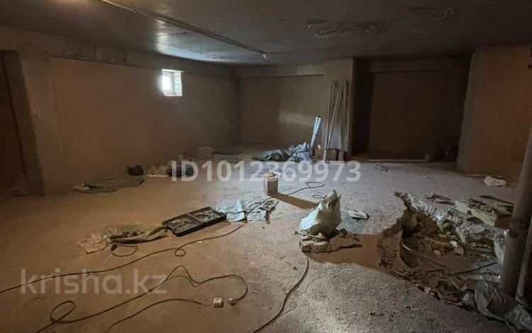 Свободное назначение · 135 м² за 300 000 ₸ в Астане, Сарайшык р-н — фото 2