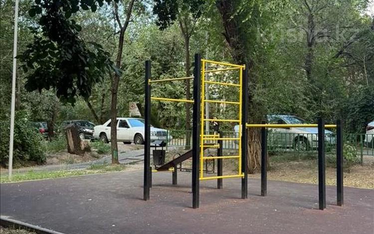 4-бөлмелі пәтер · 77.3 м² · 5/5 қабат, улица Таугуль 8, бағасы: 48 млн ₸ в Алматы, Ауэзовский р-н — фото 2