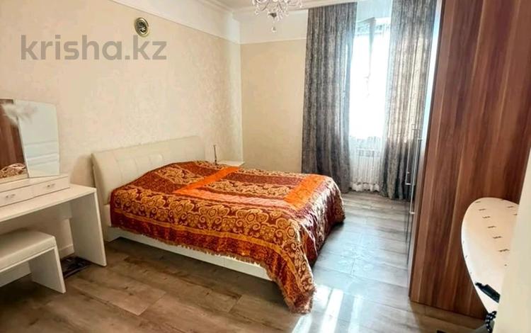 3-бөлмелі пәтер · 100 м² · 4/10 қабат, Бектурова 1, бағасы: 500 000 ₸ в Астане, Нура р-н — фото 21