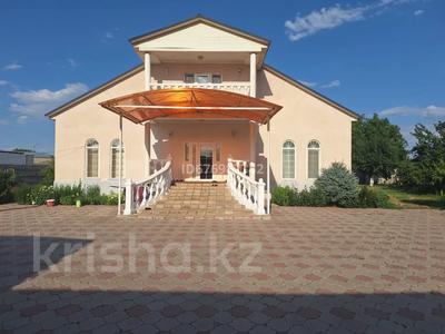 Жеке үй · 10 бөлме · 350 м² · 25 жүзд., Мусабекова 124, бағасы: 70 млн ₸ в Мерке