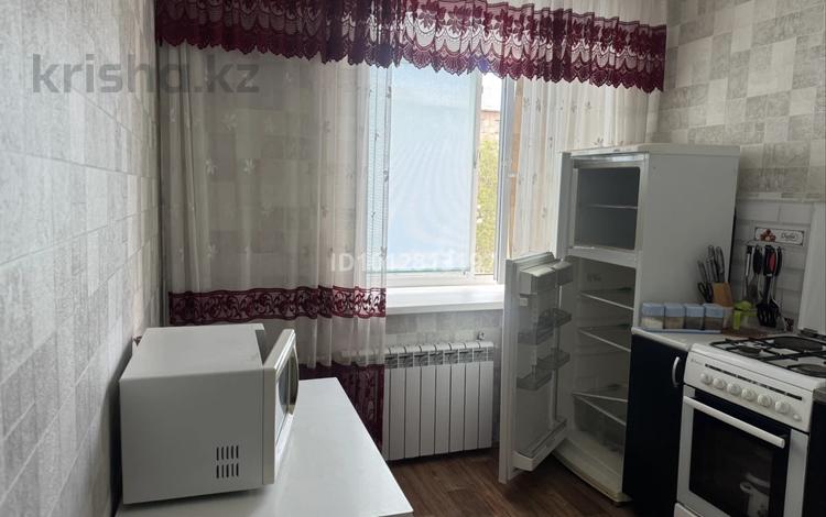 1-бөлмелі пәтер · 30 м² · 2/5 қабат, проспект Абая, бағасы: 60 000 ₸ в Шахтинске — фото 2
