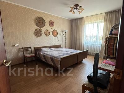 4-бөлмелі пәтер · 90 м² · 3/5 қабат, мкр Восточный 29, бағасы: 26.3 млн ₸ в Талдыкоргане, мкр военный городок Жулдыз