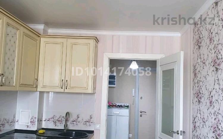 1-комнатная квартира · 45 м² · 8/8 этаж, Б. Момышулы 5 за 190 000 ₸ в Алматы, Алатауский р-н — фото 2