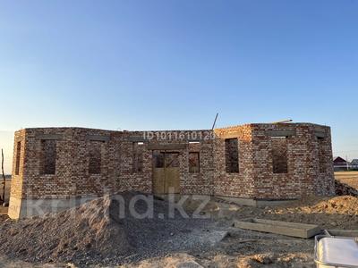 Отдельный дом · 5 комнат · 200 м² · 8 сот., Майтөбе көшессі 11A за 15 млн ₸ в Каргалы (п. Фабричный)